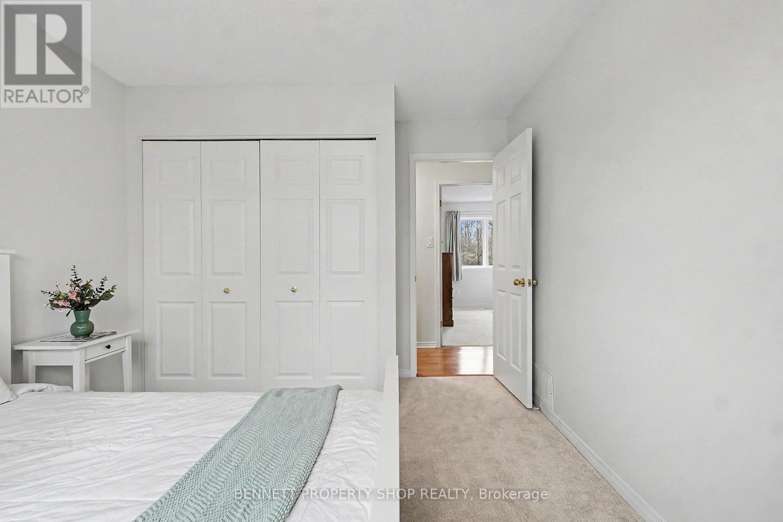 1262 Rousseau Crescent