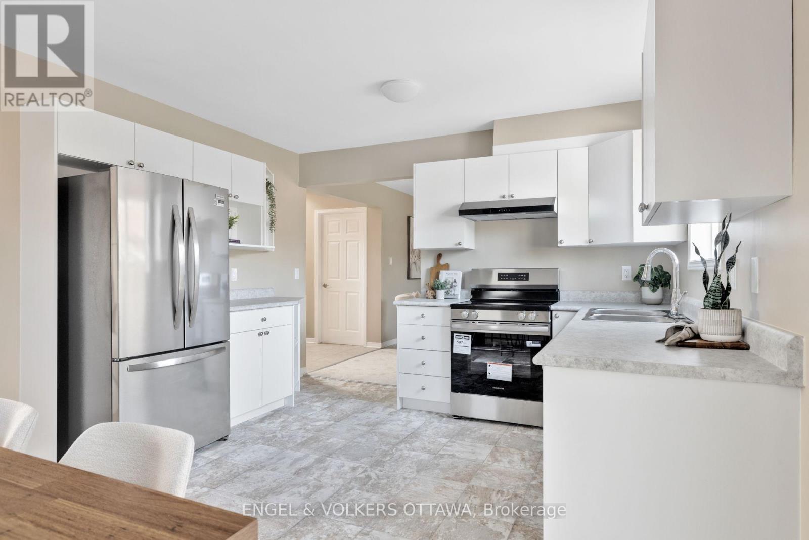 26 Carleton Cathcart Street