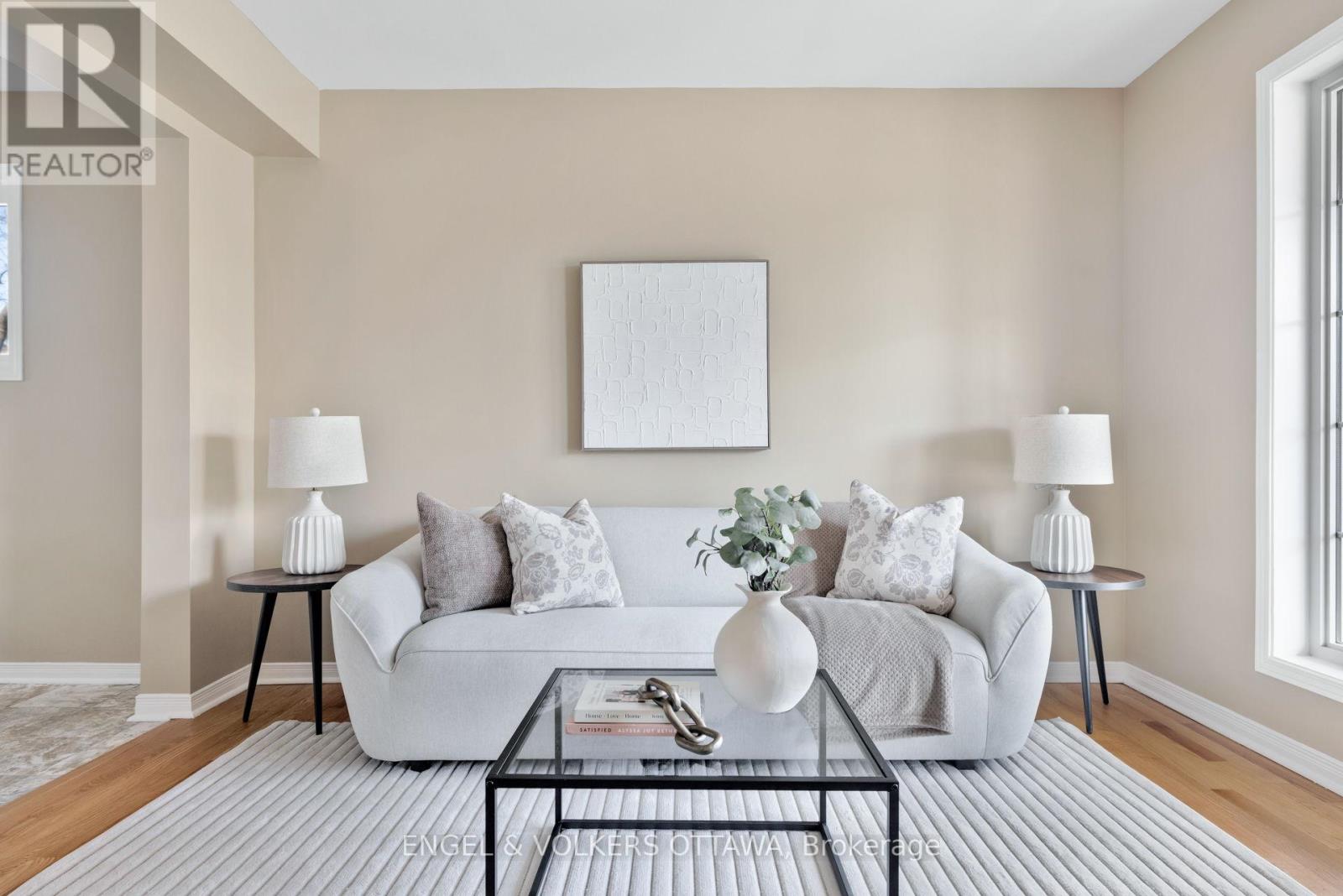 26 Carleton Cathcart Street