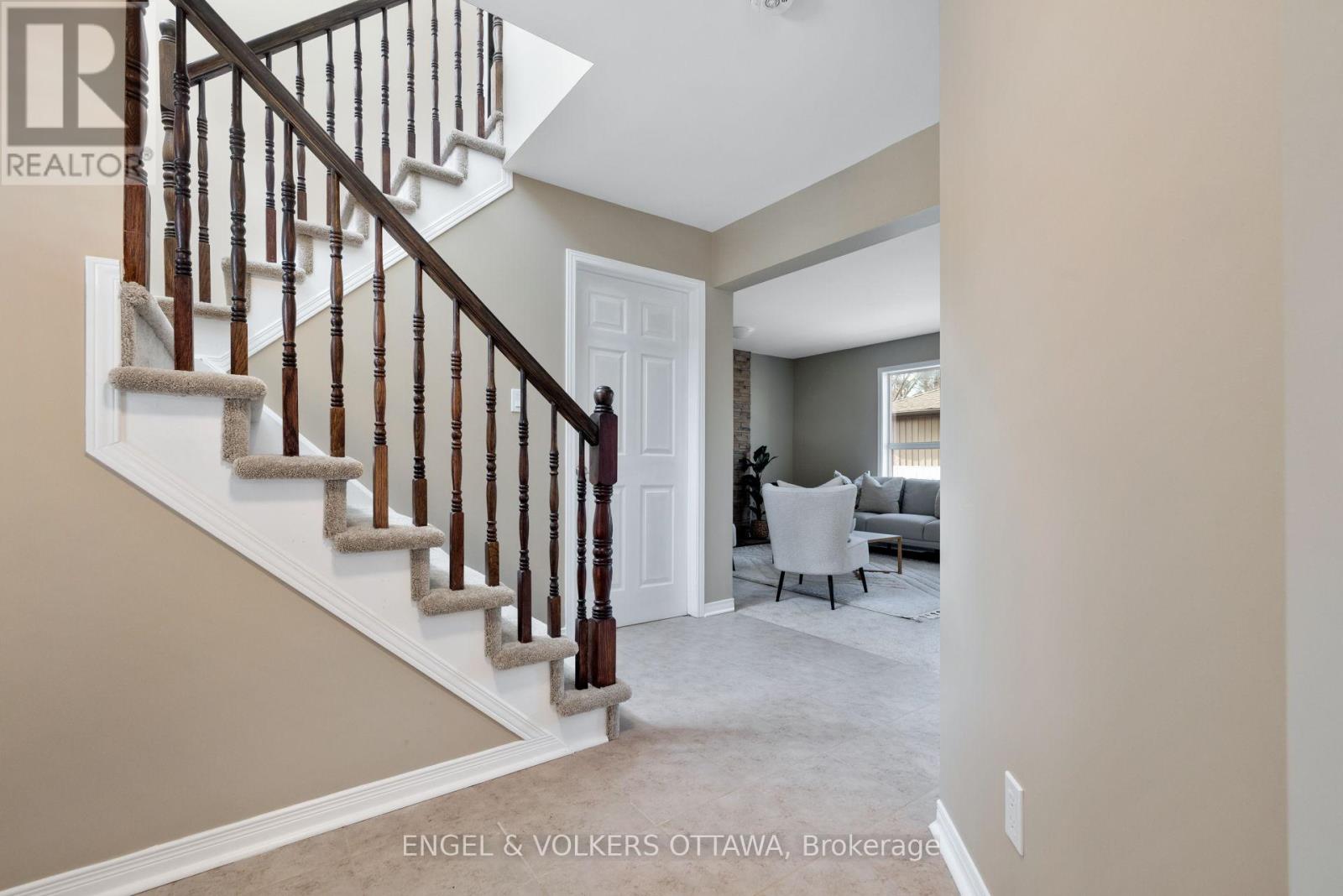 26 Carleton Cathcart Street