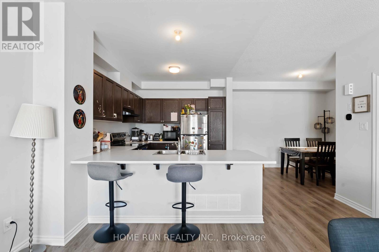 2084 Leinster Circle