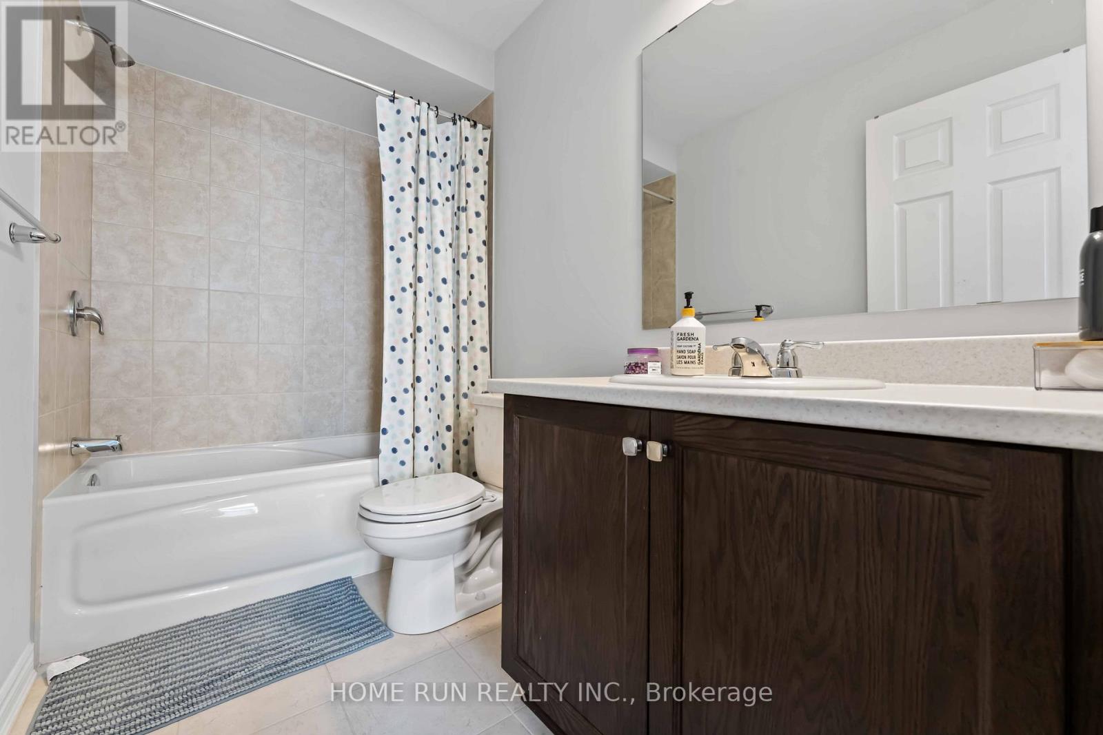 2084 Leinster Circle