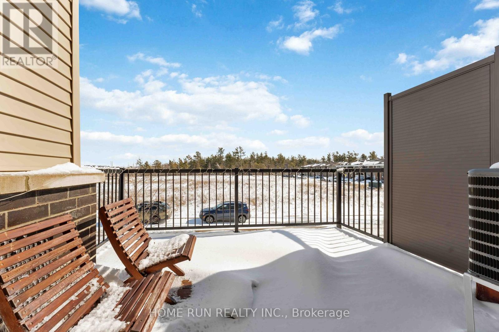 2084 Leinster Circle