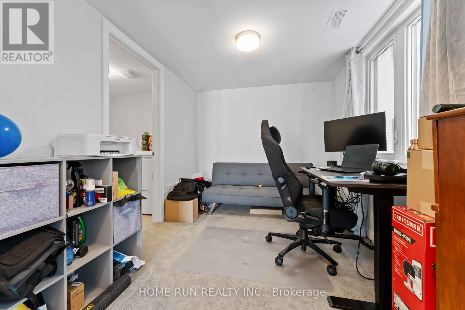 2084 Leinster Circle