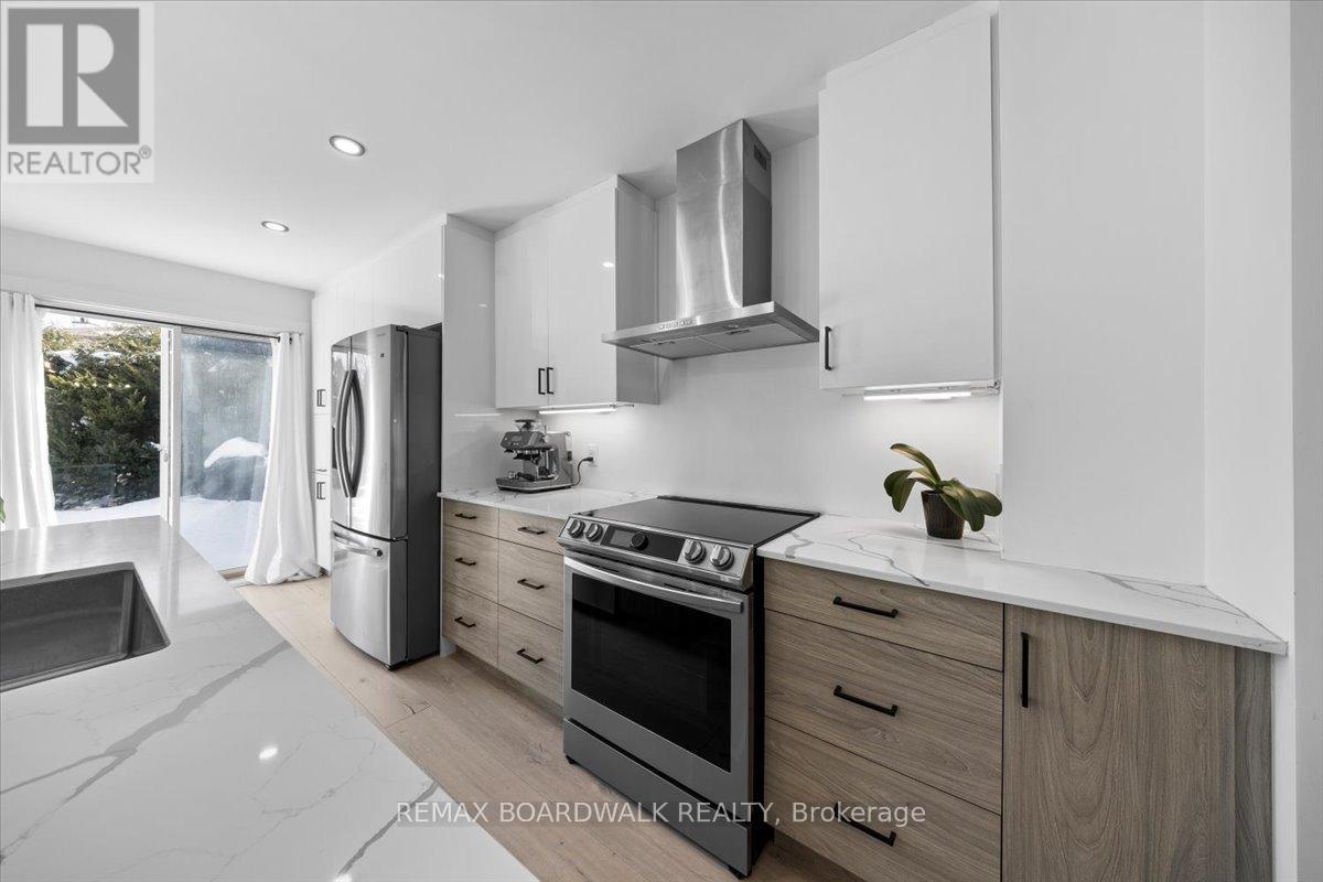 1535 Kamouraska Circle