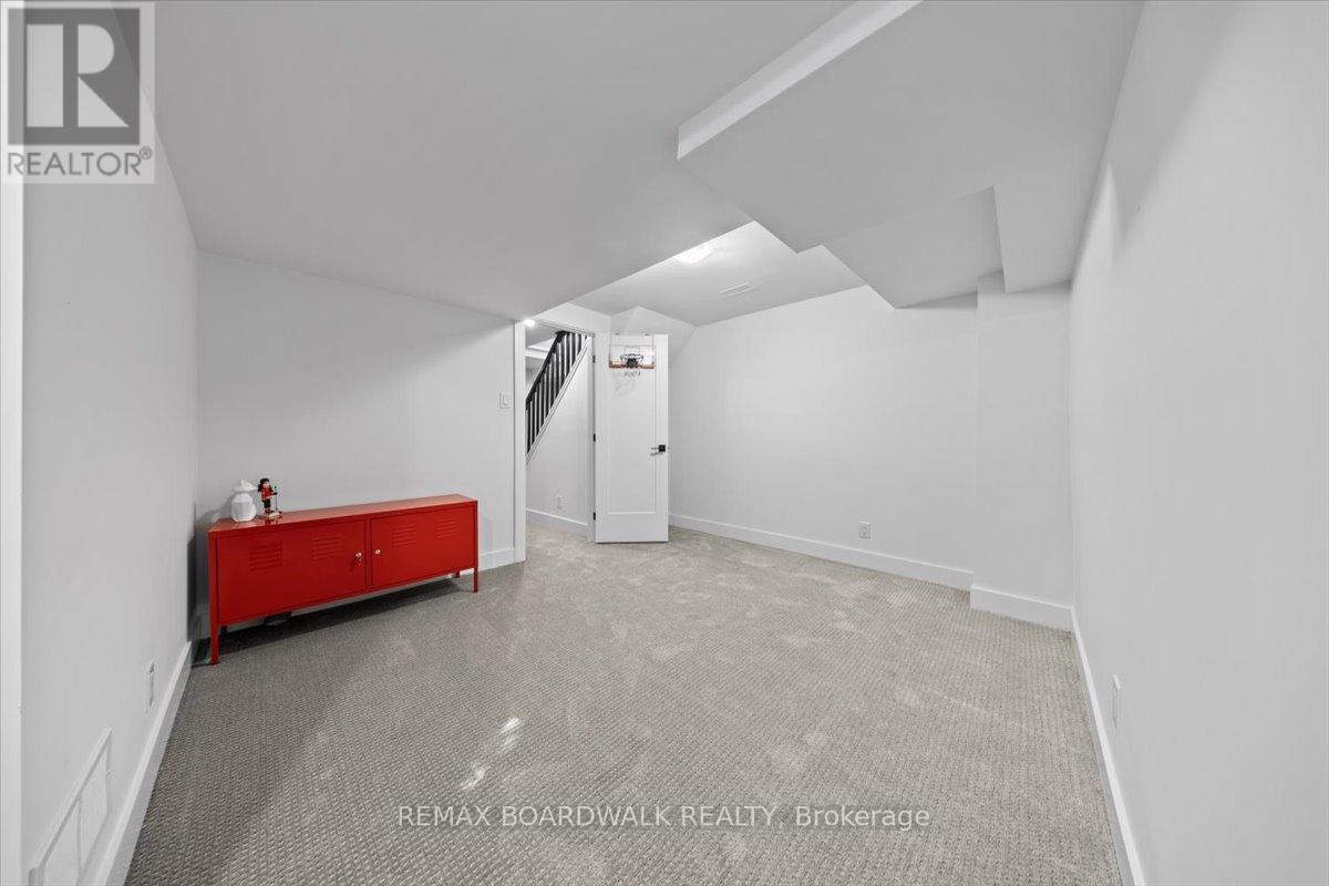 1535 Kamouraska Circle