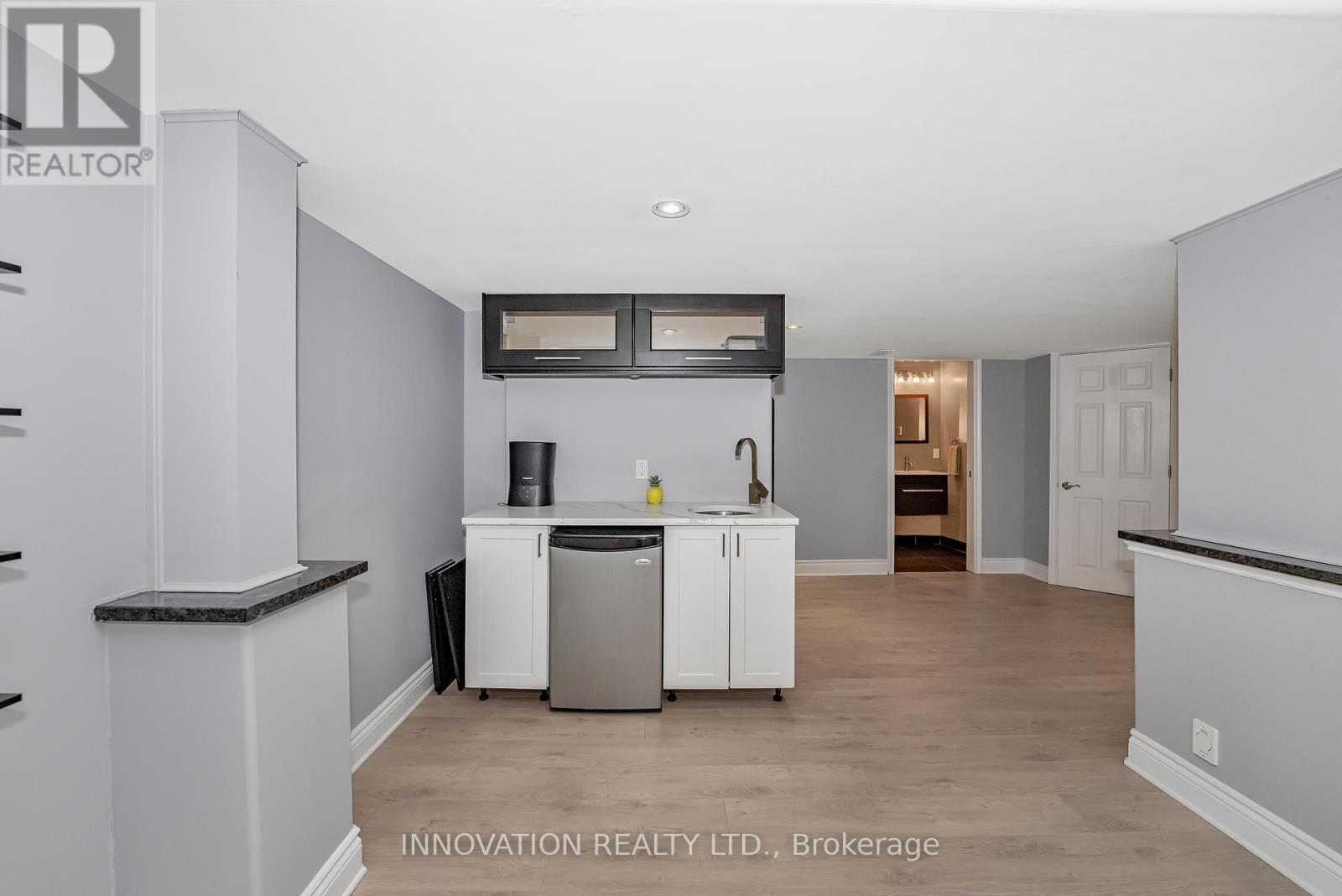 122 Country Meadow Drive S