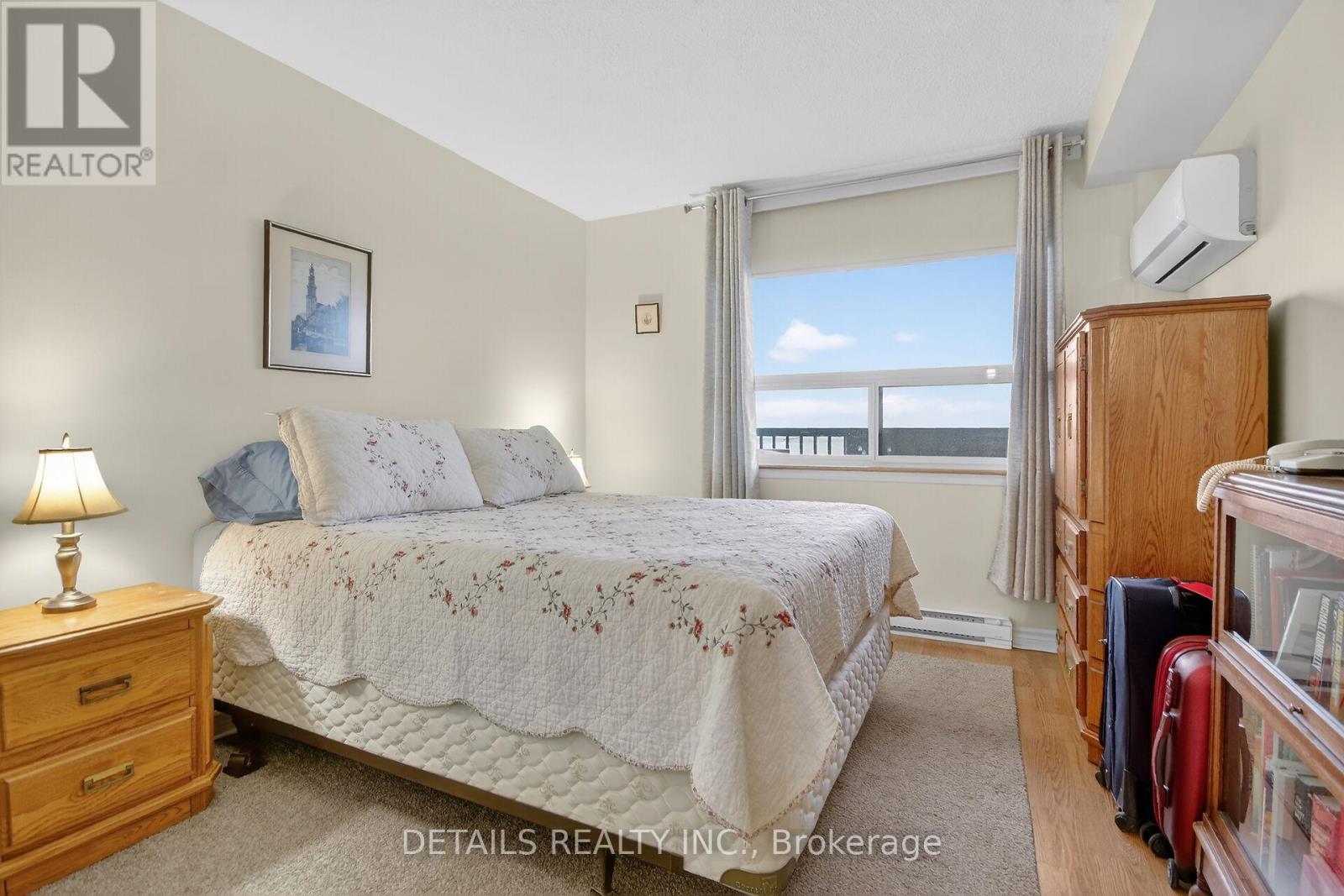 2201 - 900 Dynes Road