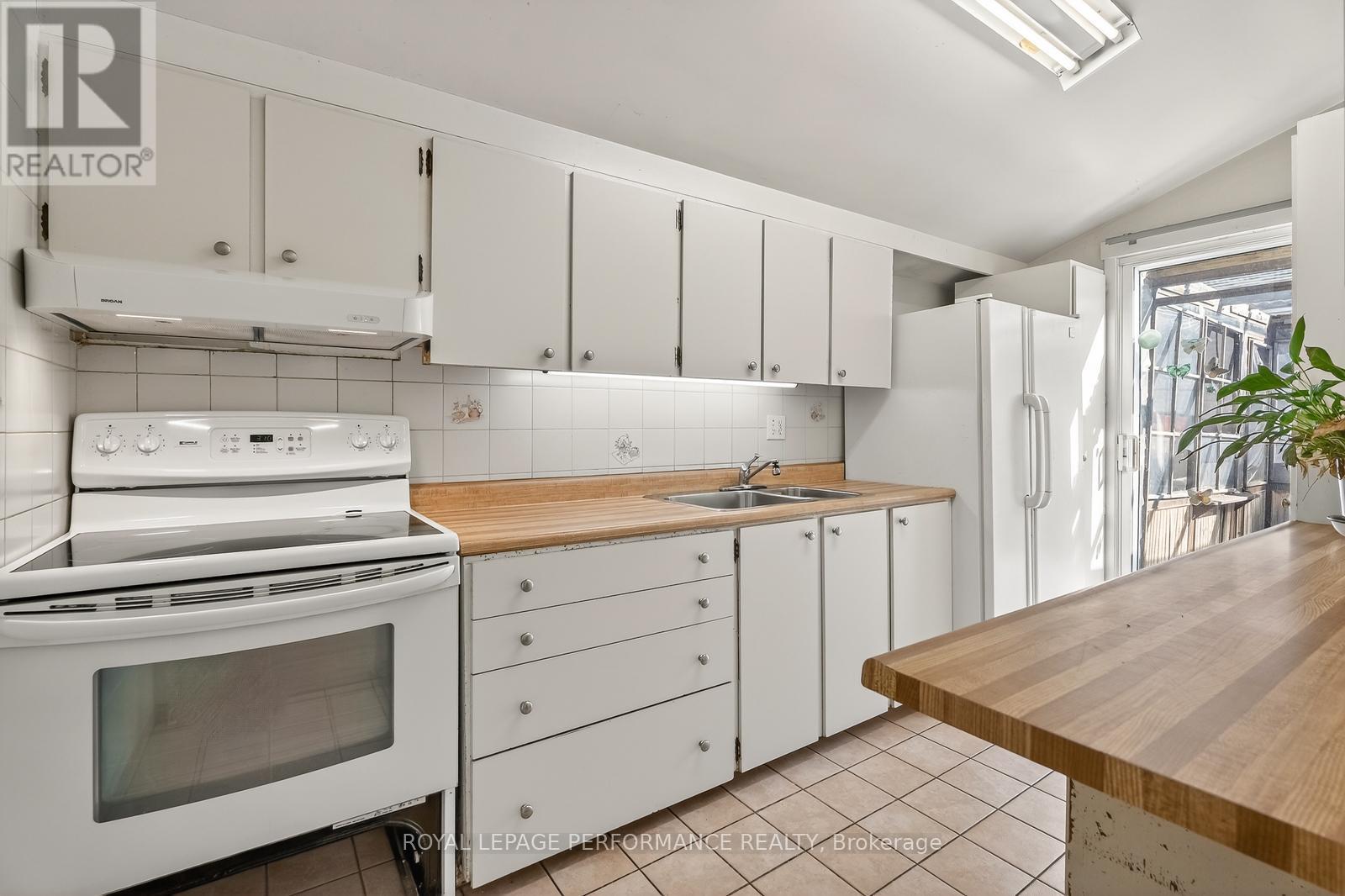 1132 Adirondack Drive