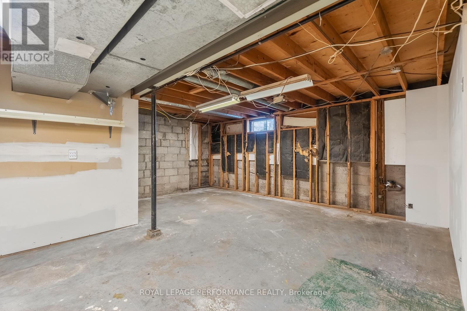 1132 Adirondack Drive