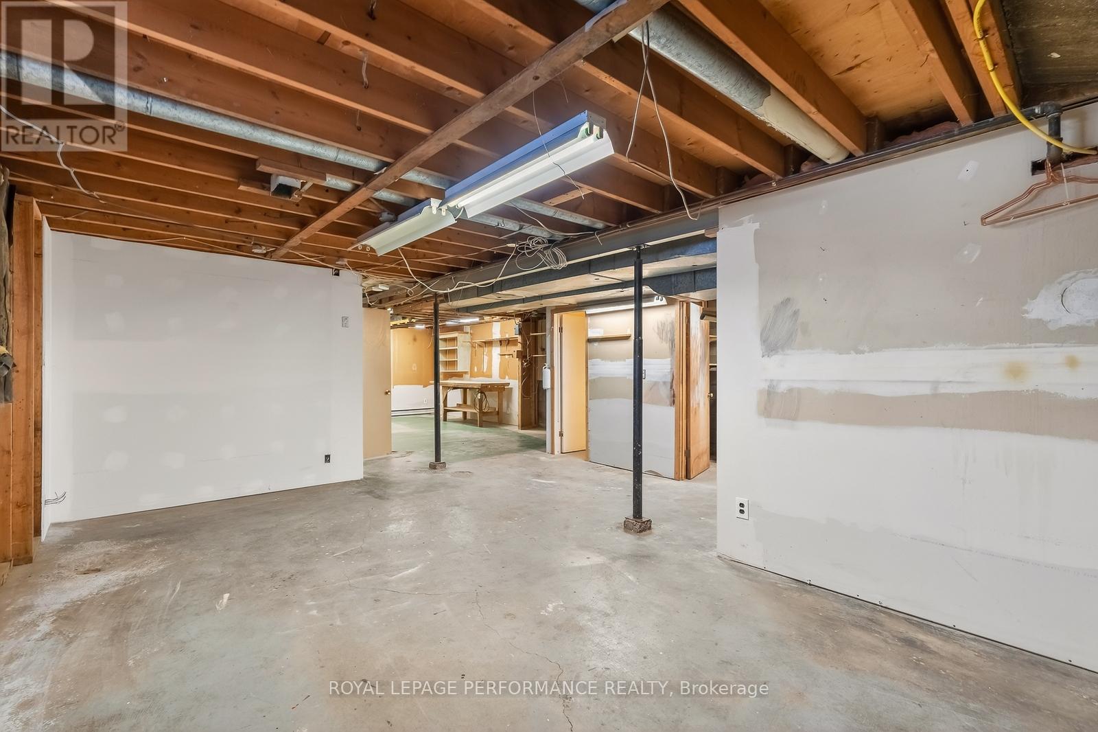 1132 Adirondack Drive