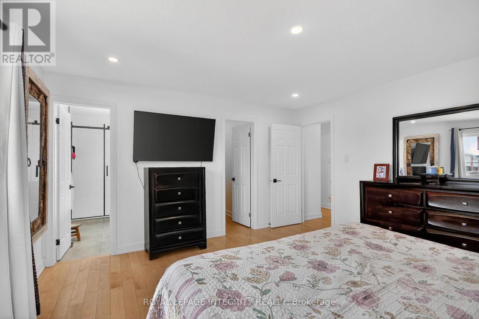 2092 Legrand Crescent