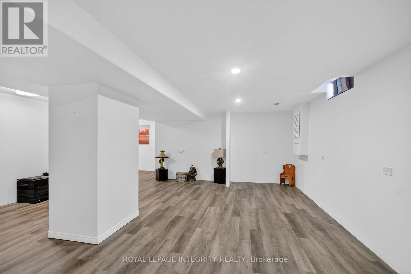 2092 Legrand Crescent