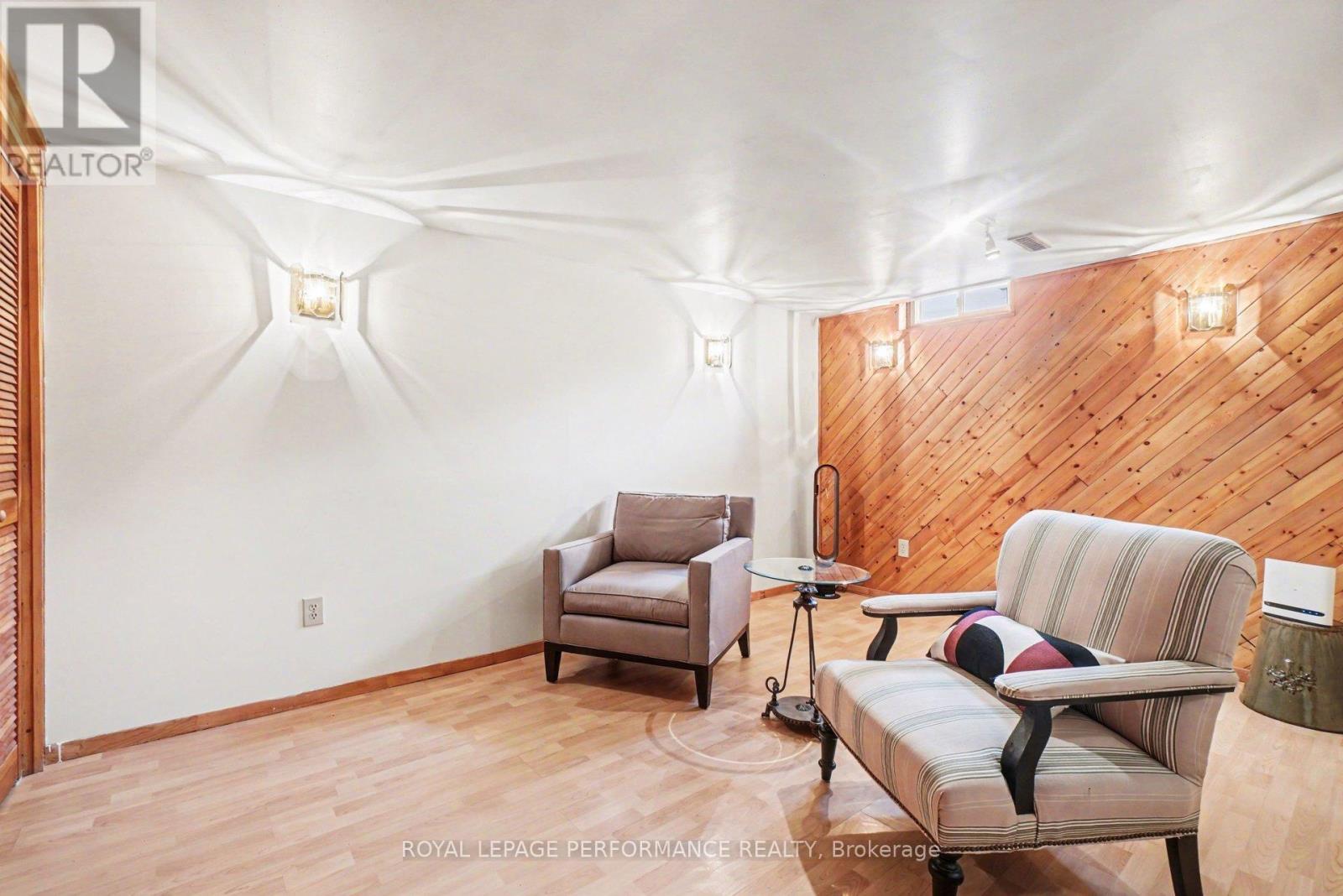 299 Mockingbird Drive