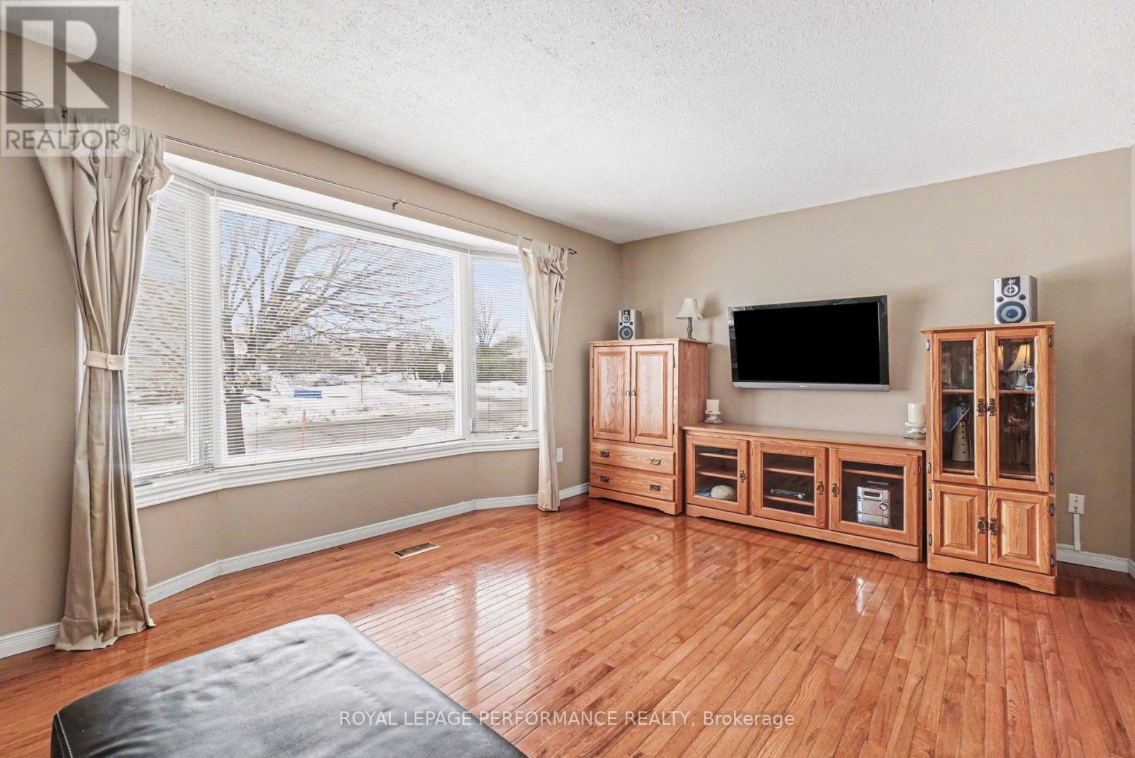 299 Mockingbird Drive