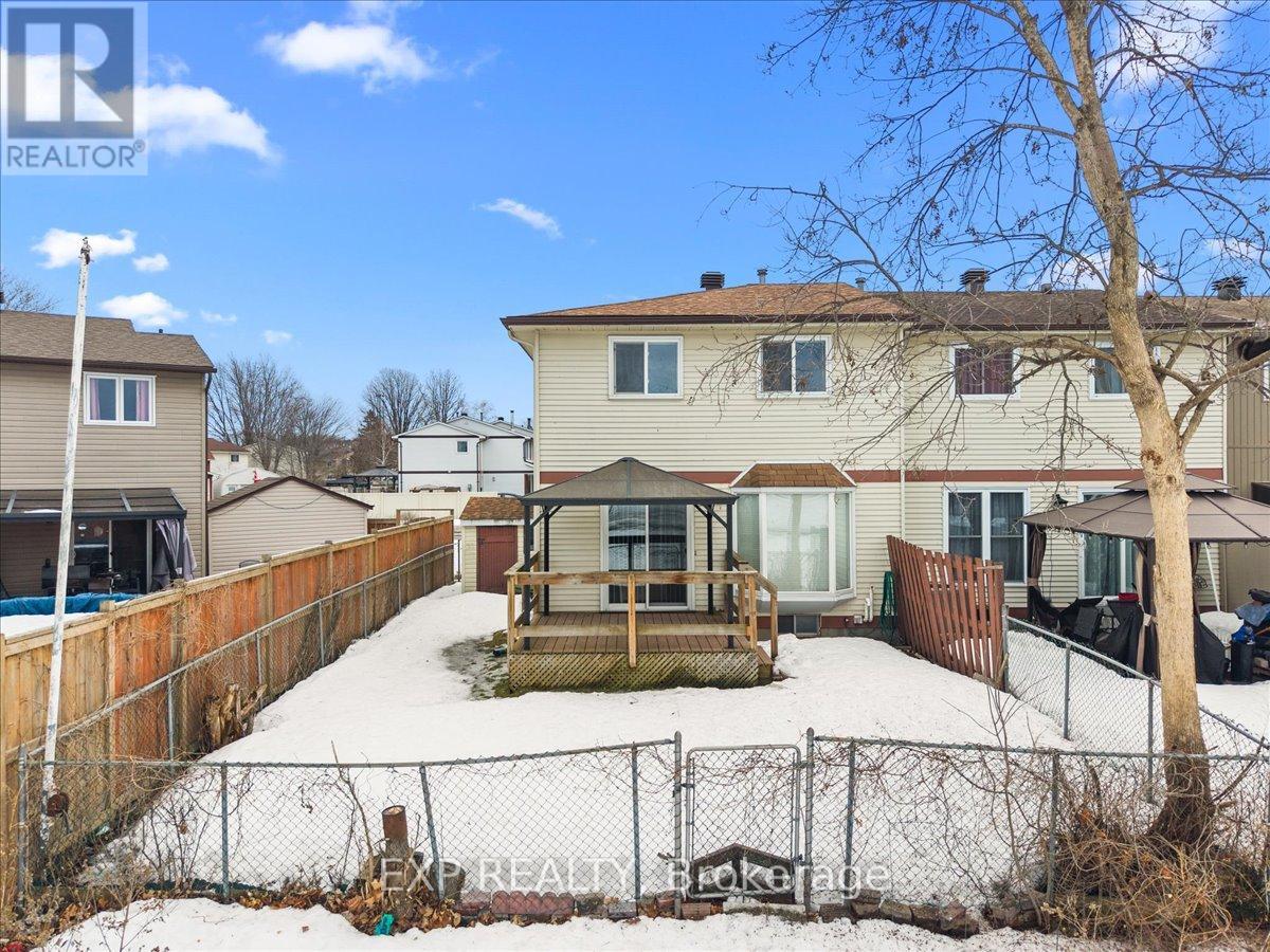 915 Lawnsberry Drive