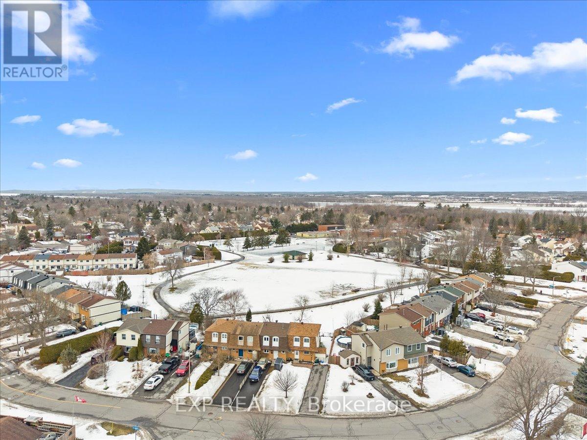 915 Lawnsberry Drive