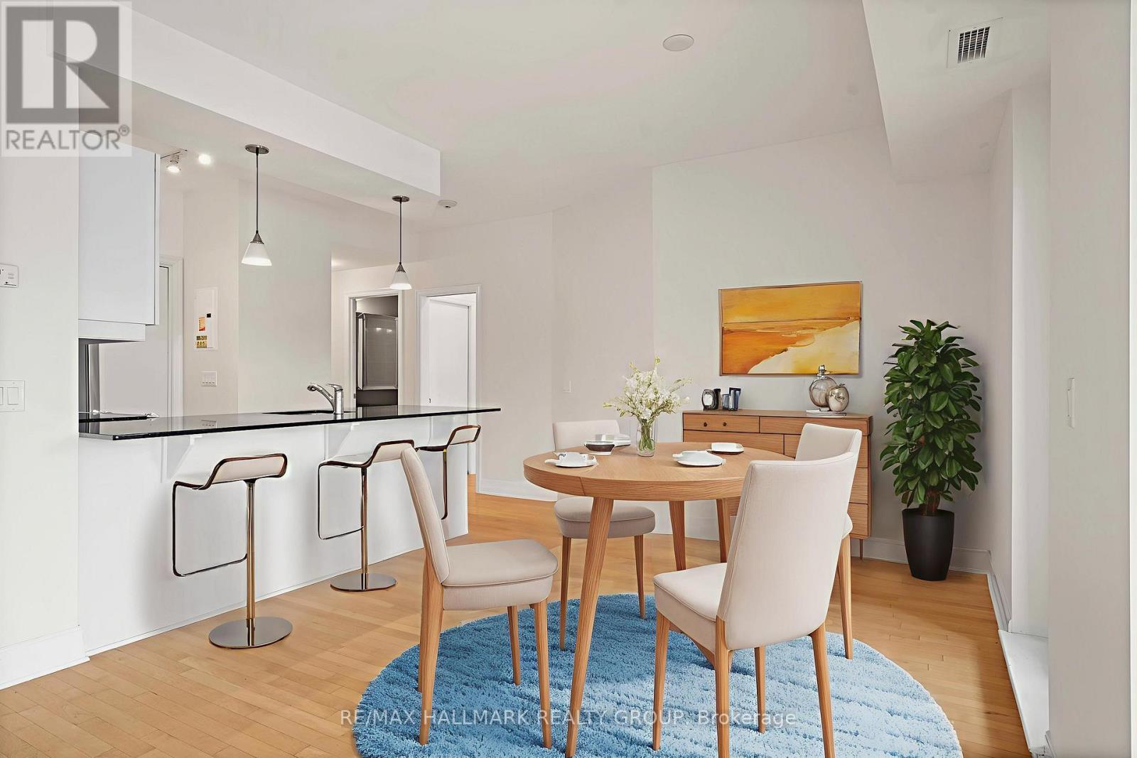 302 - 75 Cleary Avenue