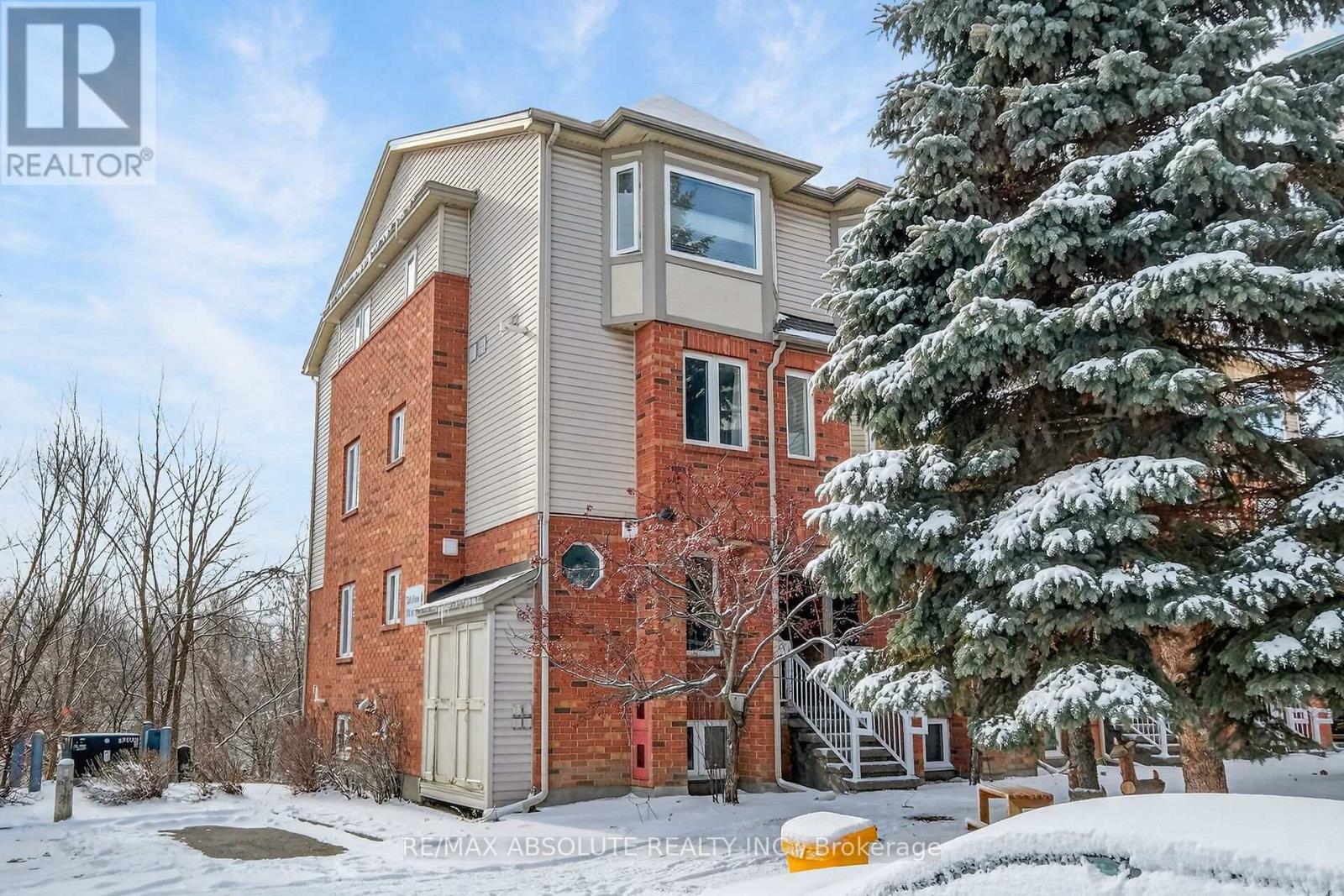 117 Tall Pines Private