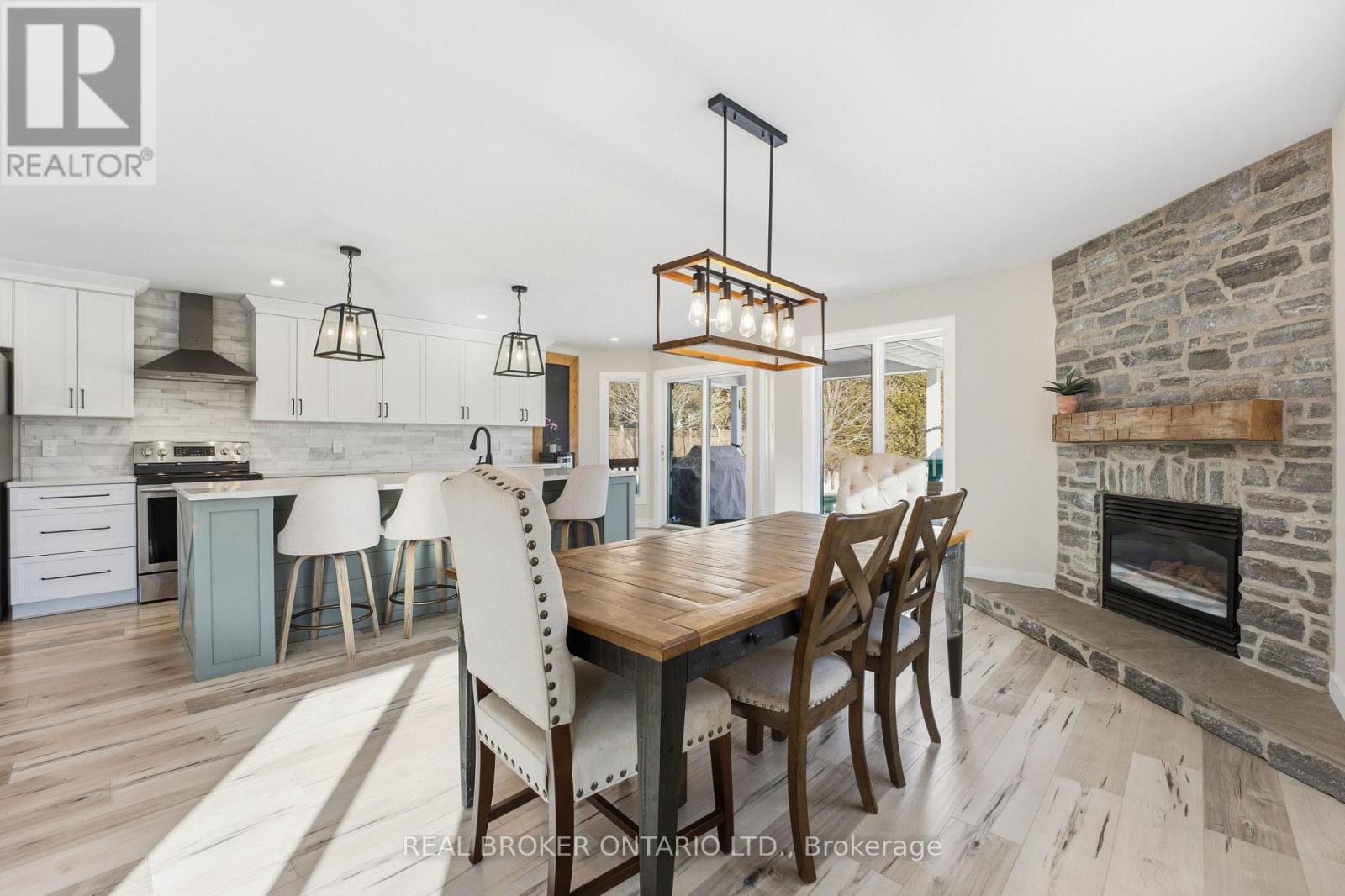 1391 Sutherland Drive