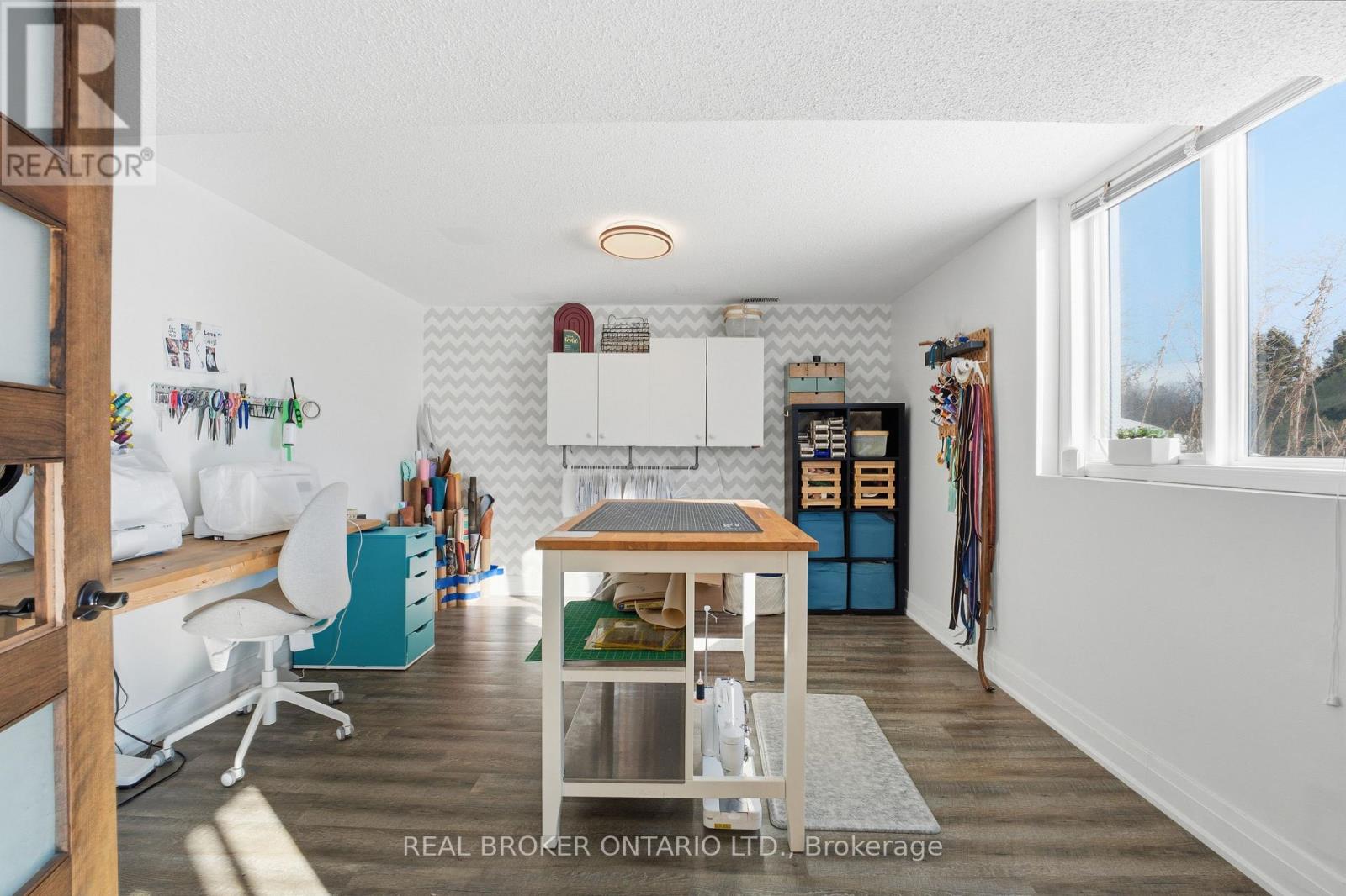 1391 Sutherland Drive