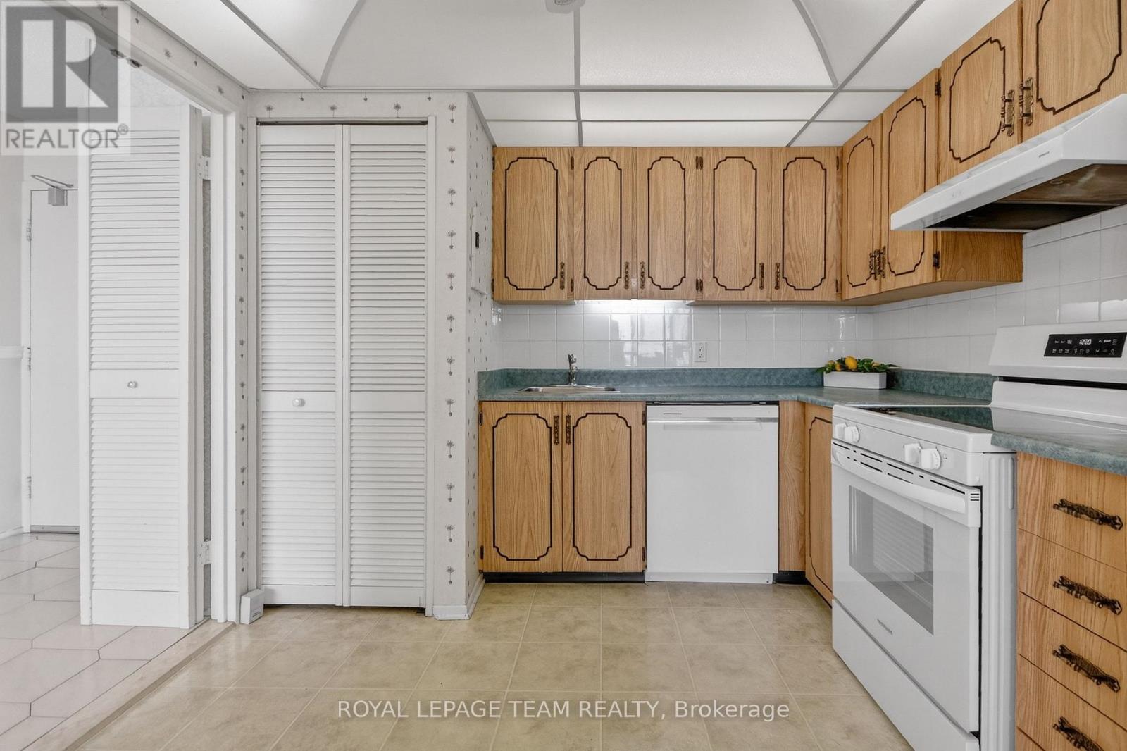 708 - 1285 Cahill Drive