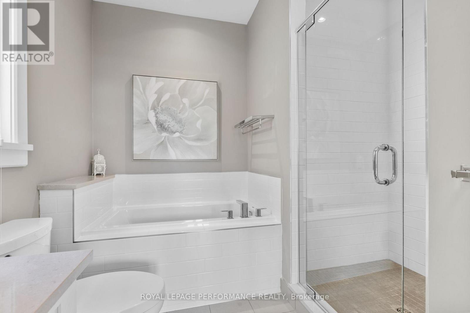 597 Robert Hill Street