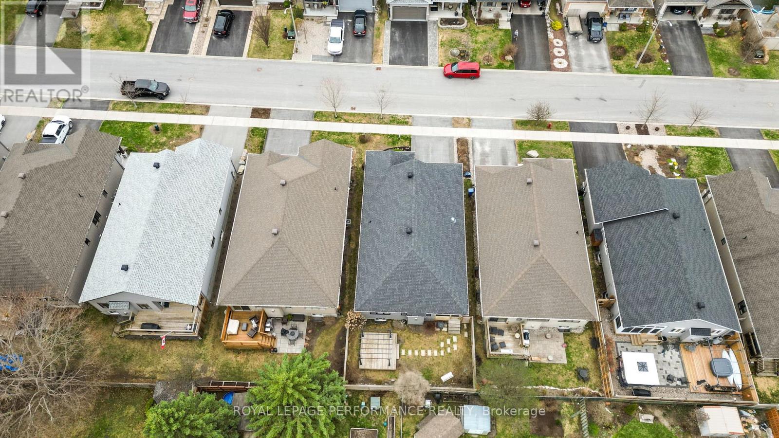 597 Robert Hill Street