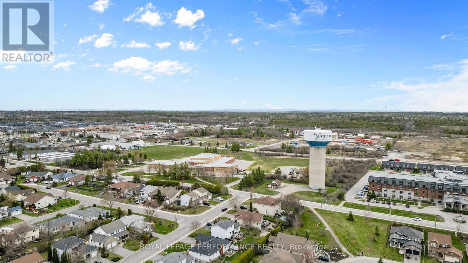 597 Robert Hill Street