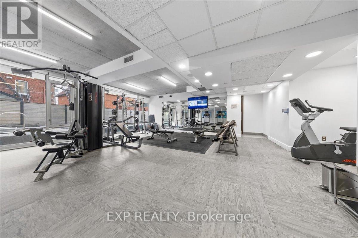 611 - 300 Lisgar Street