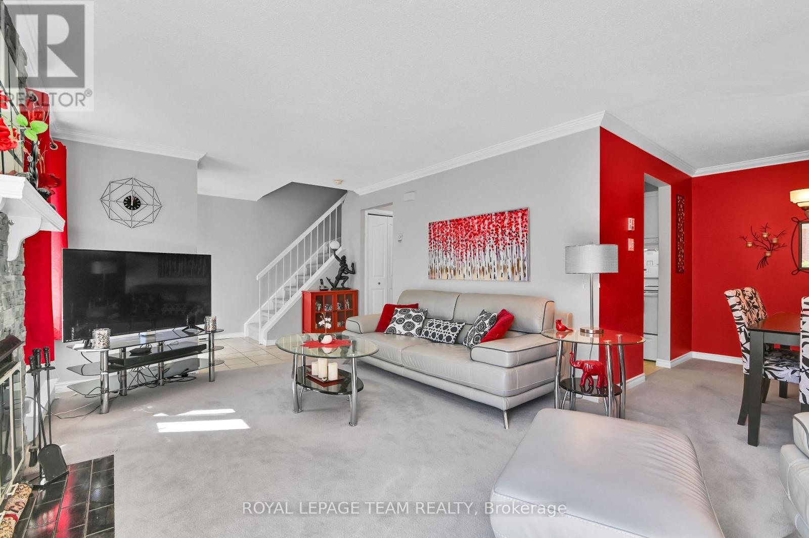 102 - 1785 Cabaret Lane