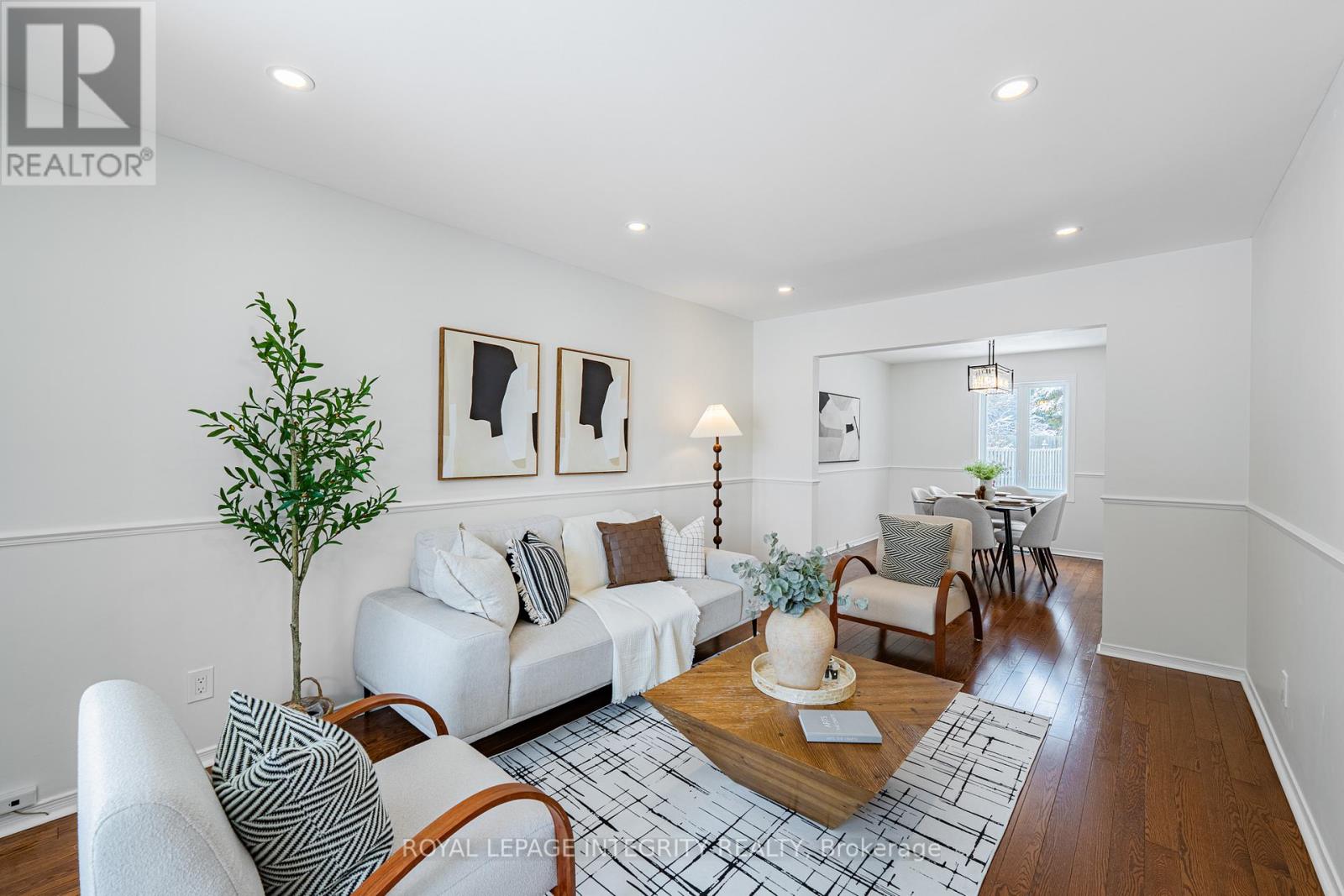 559 Arc En Ciel Street