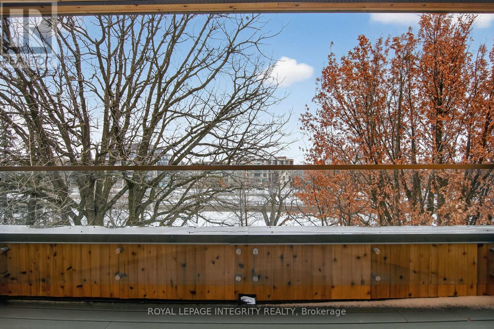 112 Queen Elizabeth Drive