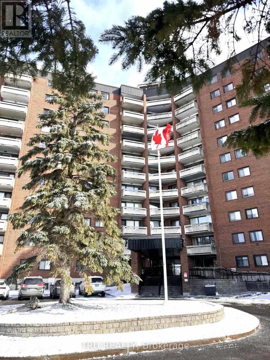 706 - 3100 Carling Avenue