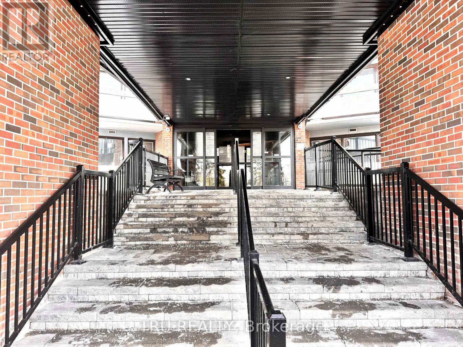 706 - 3100 Carling Avenue