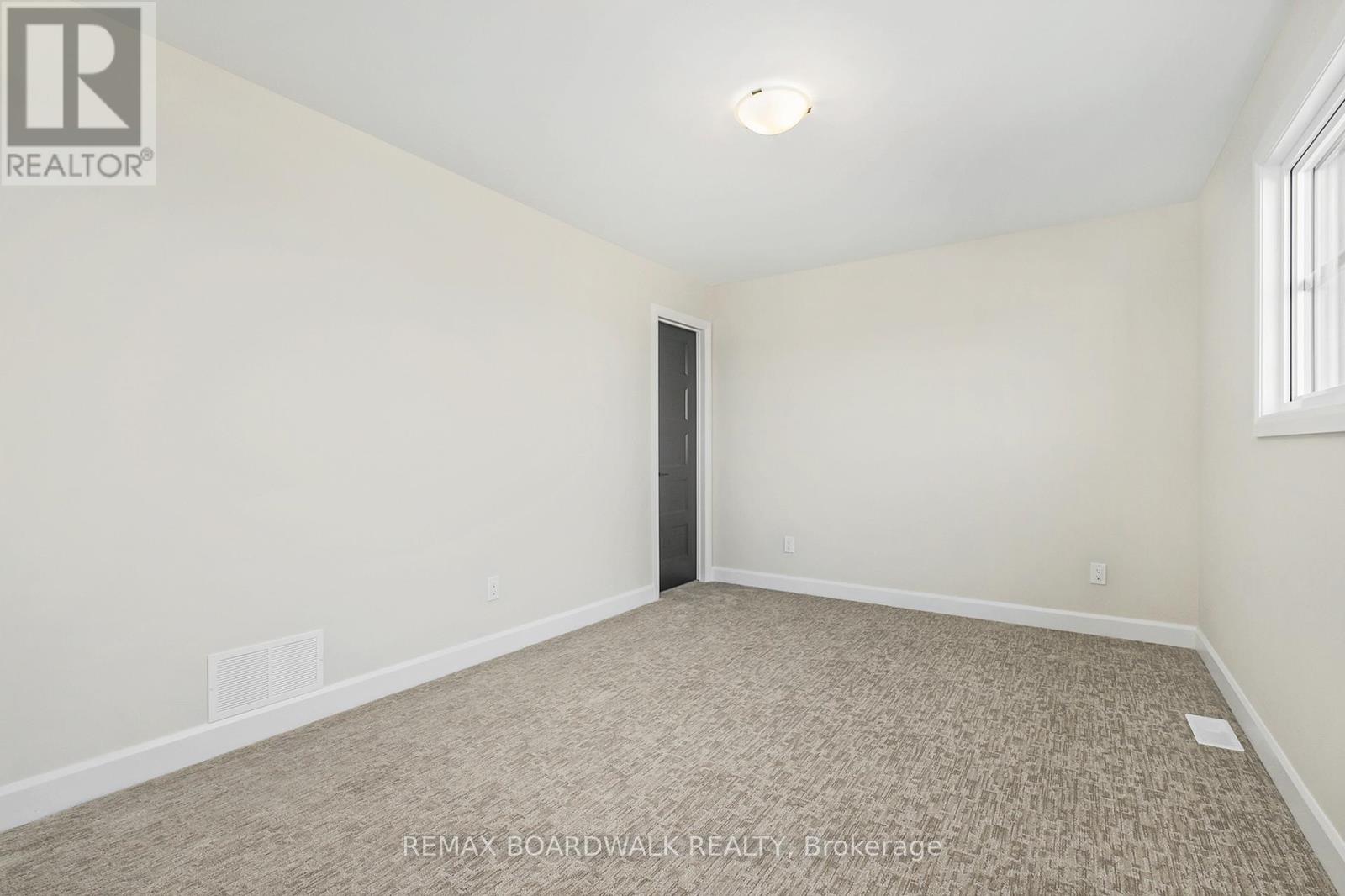 1035 Chablis Crescent