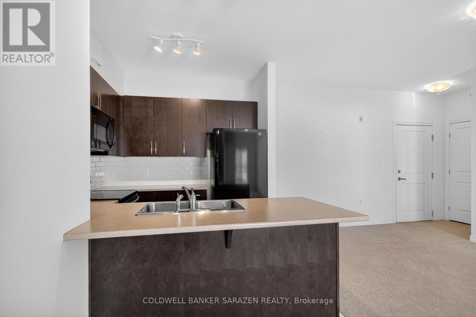 406 - 141 Potts Private