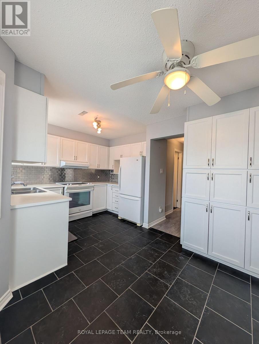 17b - 6010 Red Willow Drive