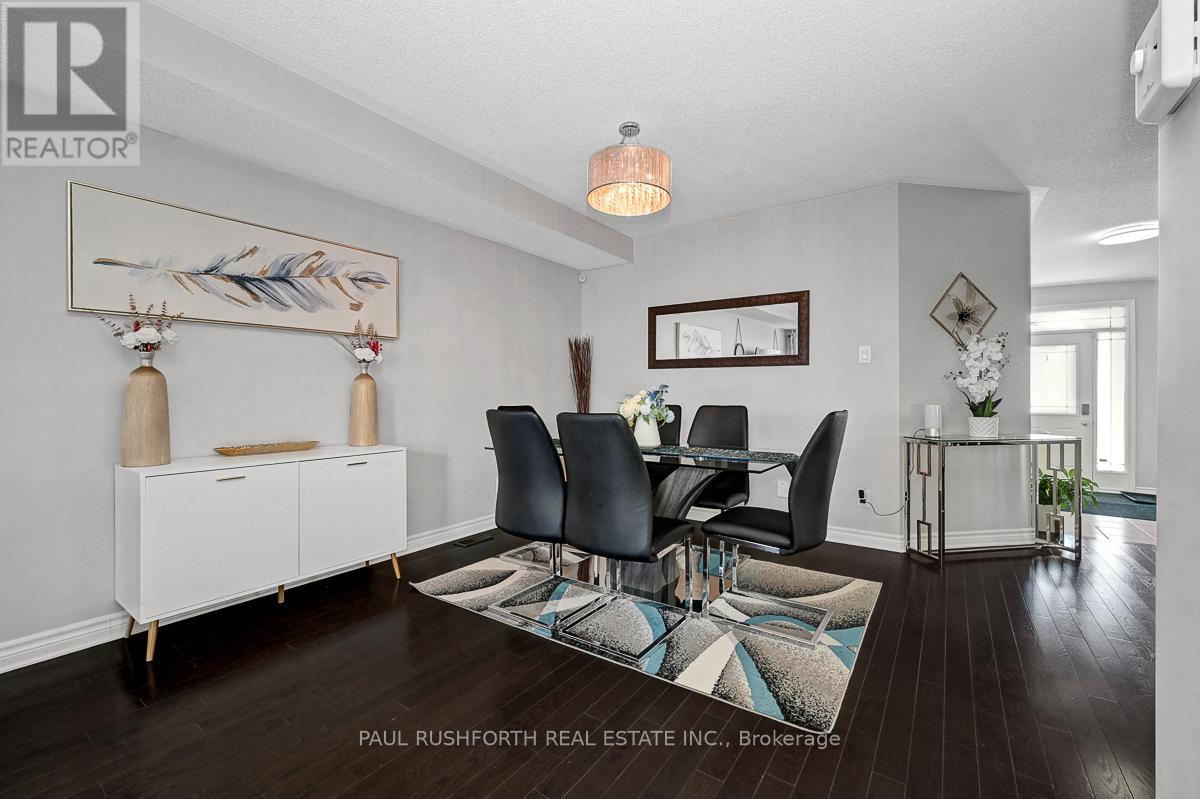 560 Du Pin Rouge Way