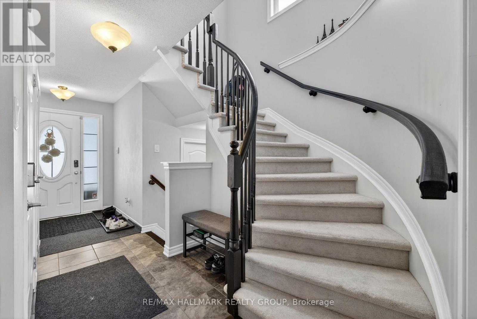 81 Switch Grass Crescent