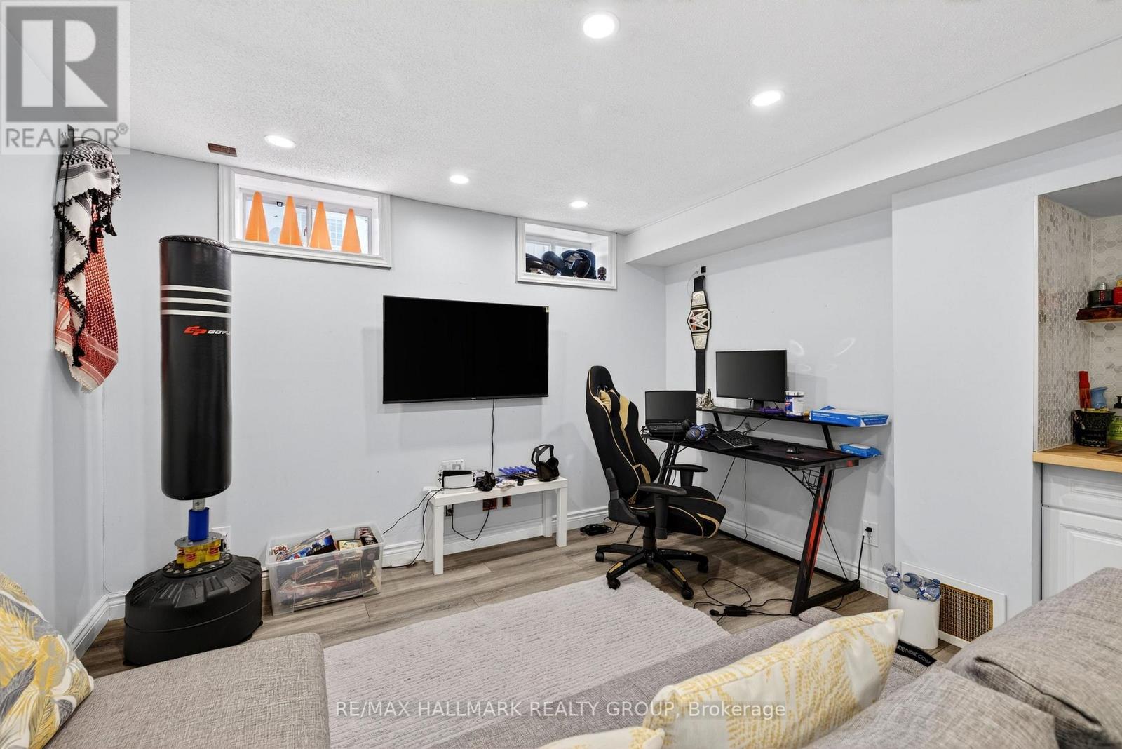 81 Switch Grass Crescent