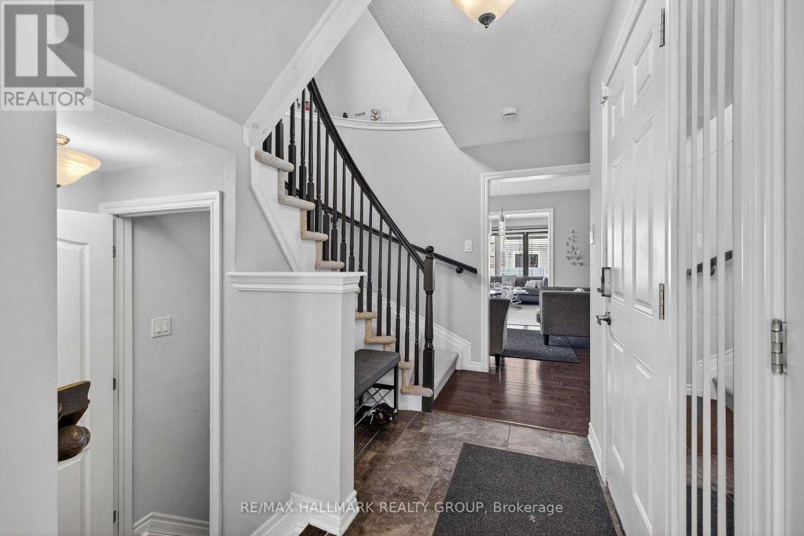 81 Switch Grass Crescent