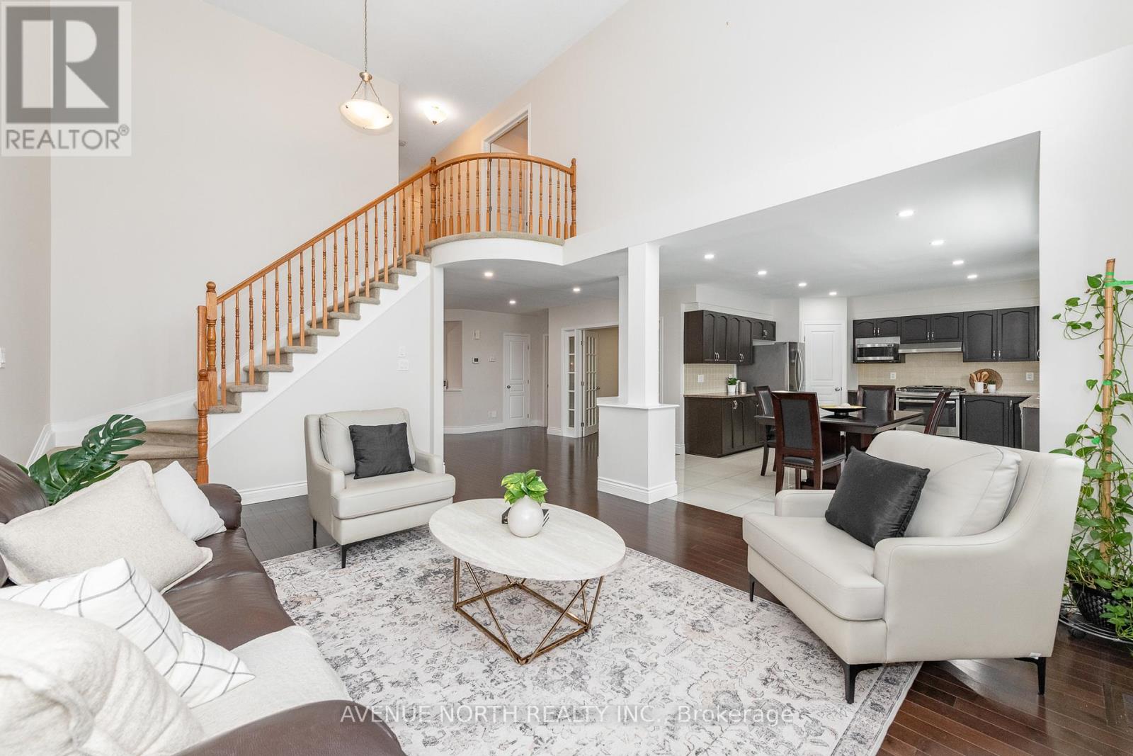 400 Deer View Avenue