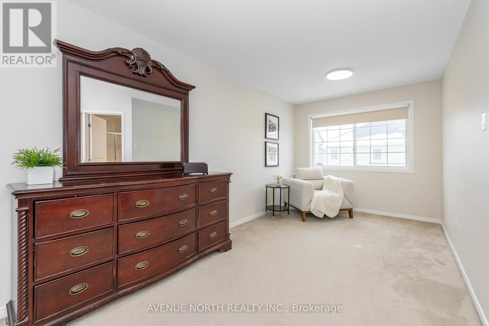 400 Deer View Avenue