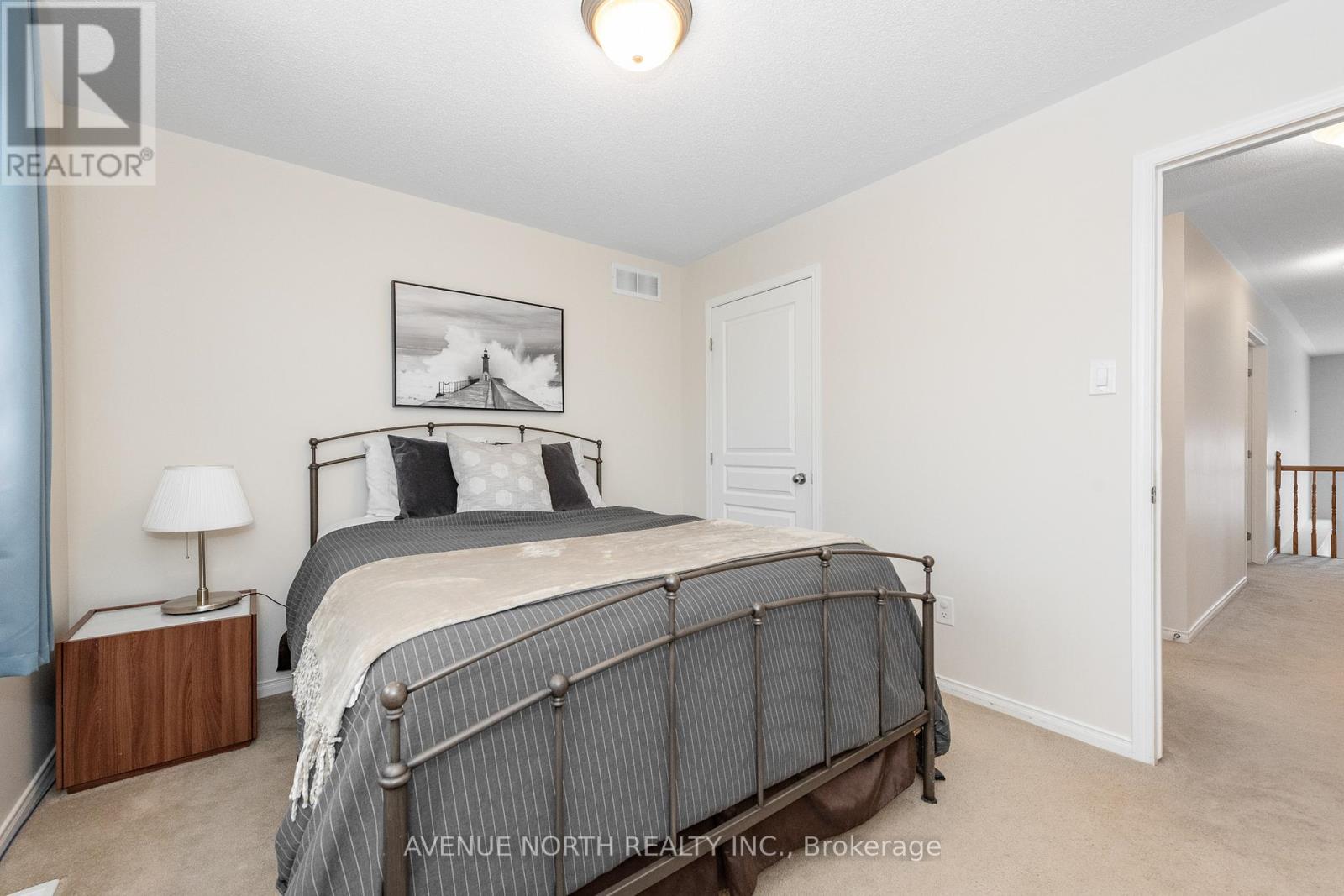 400 Deer View Avenue