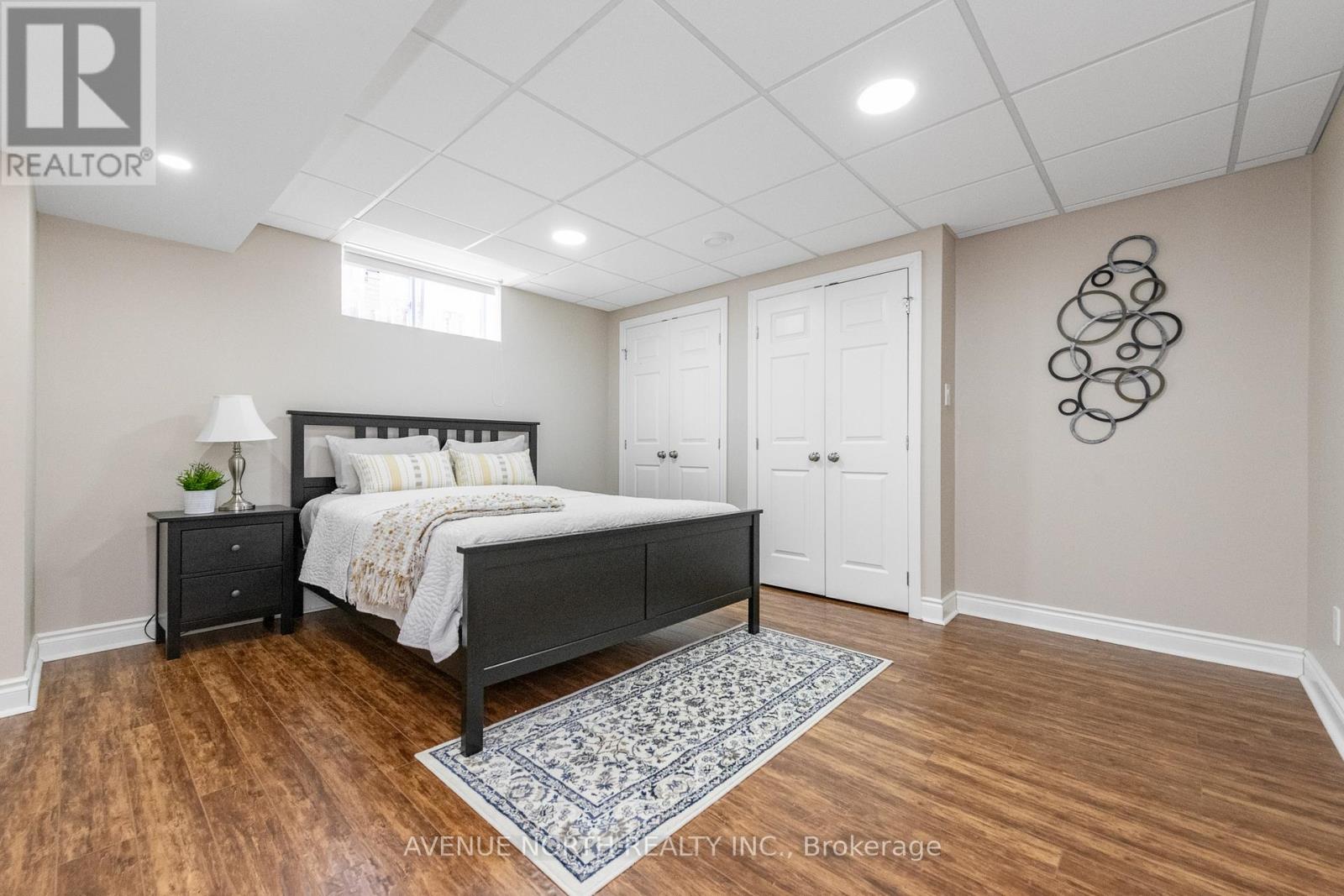 400 Deer View Avenue