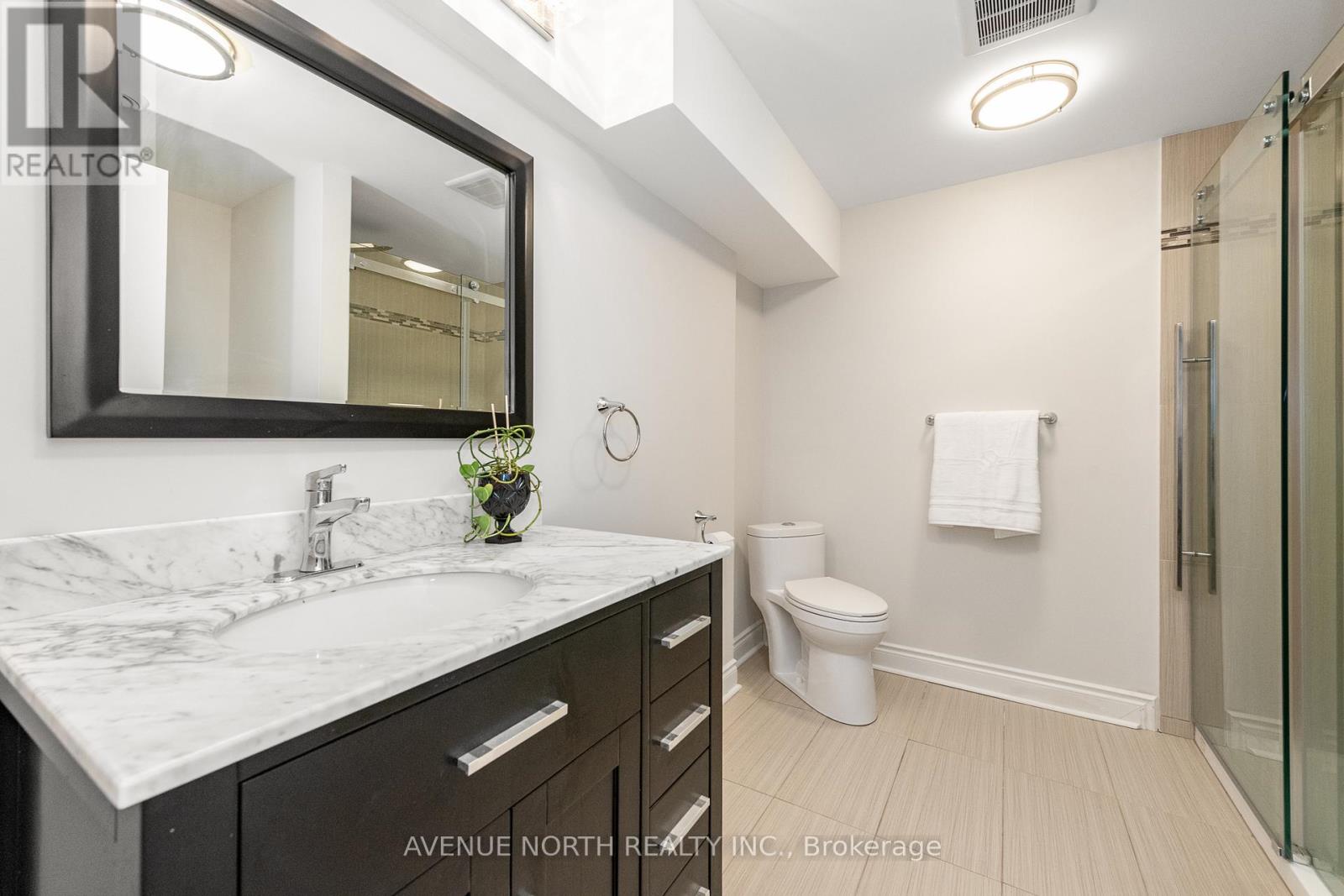 400 Deer View Avenue