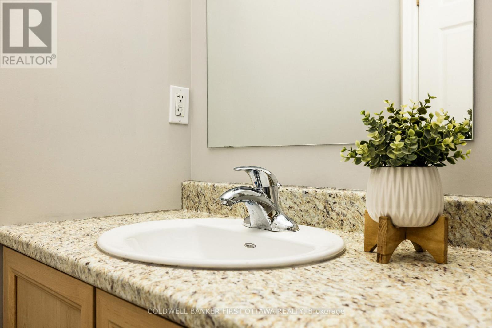 6 - 1210 Mcwatters Road