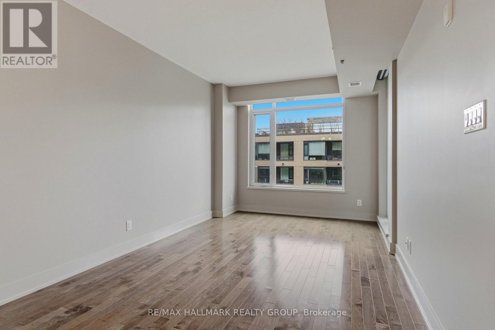 507 - 108 Richmond Road