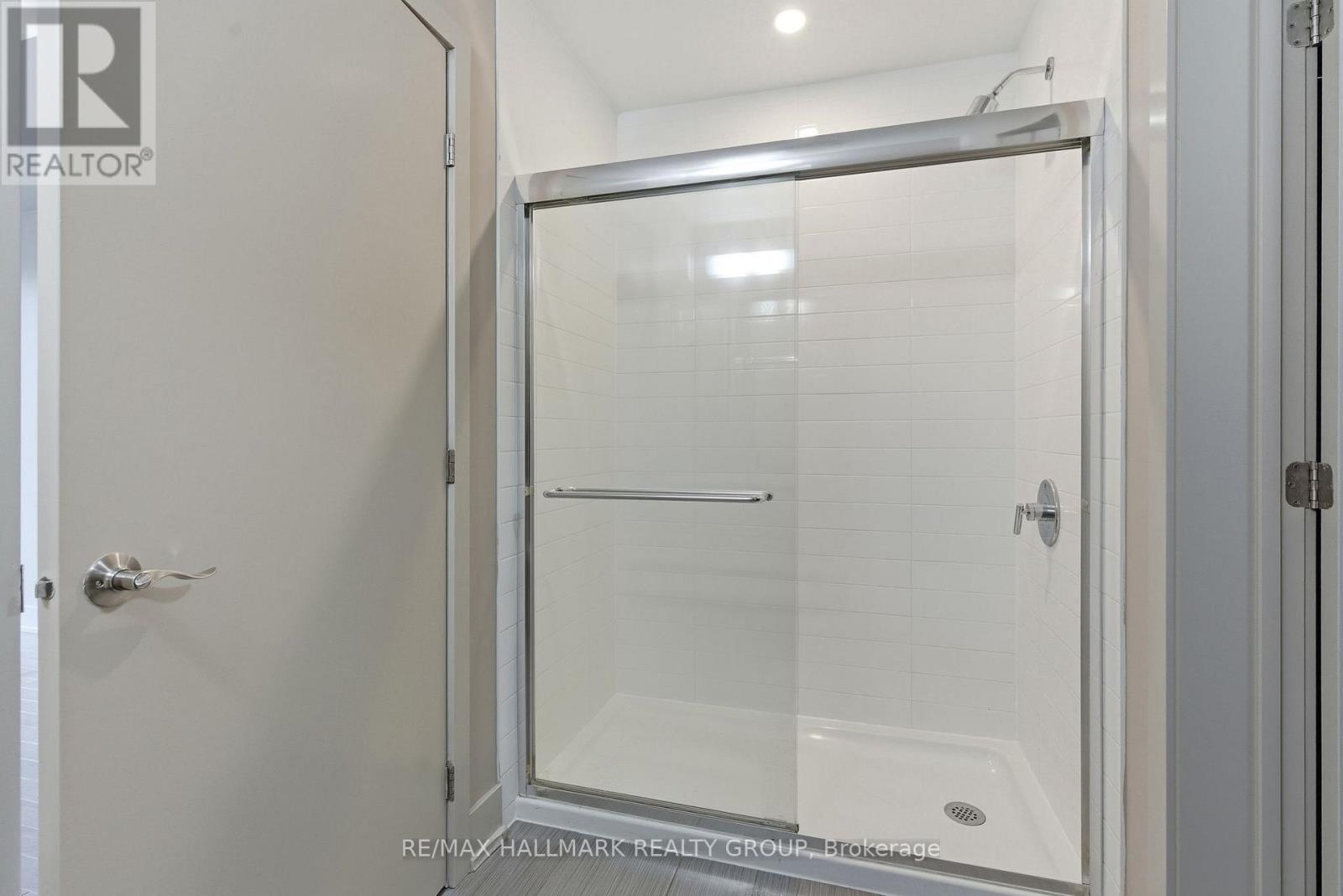 507 - 108 Richmond Road